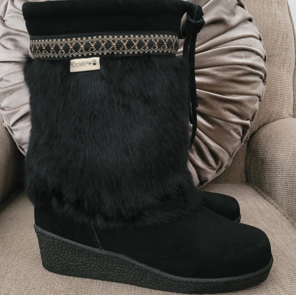 BEARPAW GENUINE SHEEPSKIN SUEDE RABBIT FUR WEDGE BOOTS